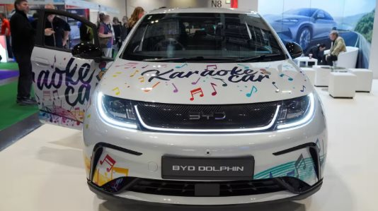 Xe điện Trung Quốc ồ ạt đổ bộ thị trường lớn thứ 3 thế giới: Miễn thuế với ô tô nhập khẩu, doanh số BYD tăng 880% trong tháng 9 Xe điện Trung Quốc ồ ạt đổ bộ thị trường lớn thứ 3 thế giới: Miễn thuế với ô tô nhập khẩu, doanh số BYD tăng 880% trong tháng 9