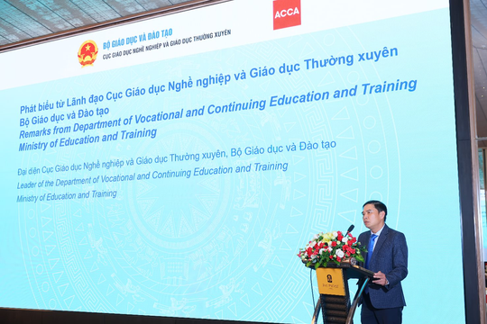 "Trong nền kinh tế hội nhập, không thể đào tạo chỉ cho thị trường lao động trong nước"