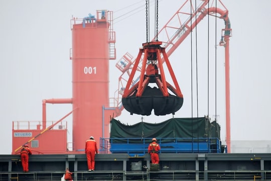 Nhập khẩu than nhiệt châu Á giảm khi giá phục hồi từ mức thấp nhất trong 4 năm Nhập khẩu than nhiệt châu Á giảm khi giá phục hồi từ mức thấp nhất trong 4 năm