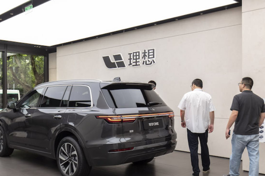 Lại thêm 1 hãng ô tô điện Trung Quốc phải triệu hồi 11.000 xe sau sự cố bốc cháy ngay giữa đường phố