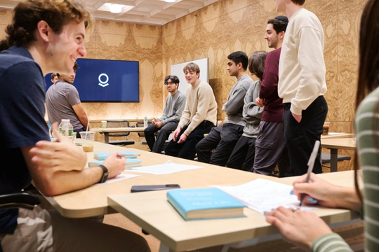 Đại học tại Mỹ có thể bị 'khai tử' bởi công ty này: Tuyển thẳng top 1-2% học sinh giỏi nhất cả nước, tuyên bố 'không cần bằng'‘ 