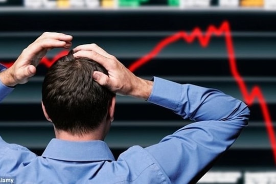 Hàng loạt doanh nghiệp 'bay hơi' gần như toàn bộ lợi nhuận so với cùng kỳ