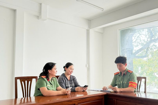 Nữ Đại úy phòng an ninh mạng bất ngờ có thêm 65 triệu đồng trong tài khoản VietinBank: Công an thành phố lập tức vào cuộc xác minh nguồn gốc