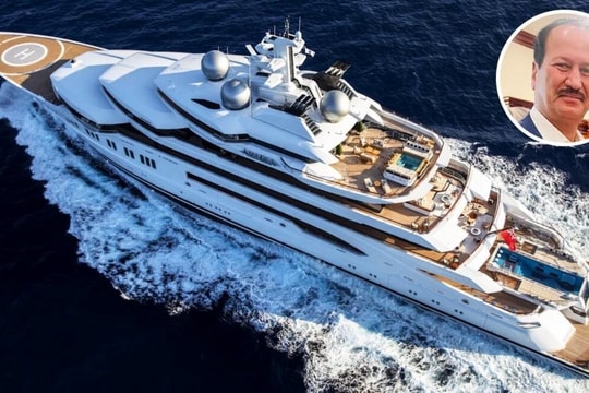 Trong phiên đấu giá mà người tham gia cần có tài sản ít nhất 500 triệu USD, một siêu du thuyền bị tịch thu của Nga trị giá không dưới 300 triệu USD vừa được bán với giá cực ‘rẻ’