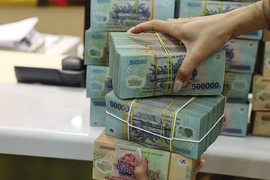 Tài chính tuần qua: Chuyển thẩm quyền bình ổn giá xuống cấp xã, cải cách thuế TNCN và cơ hội huy động vốn từ tài sản mã hóa