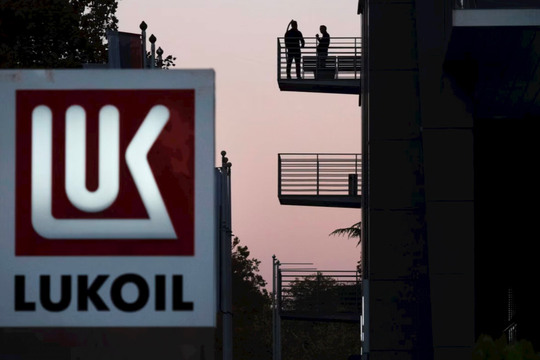 Tập đoàn năng lượng lớn thứ 2 Nga rơi vào khủng hoảng: Thanh lý 20 tỷ USD tài sản ở nước ngoài nhưng không ai mua, loạt nước châu Âu từng 'thân thiết' nay đều quay lưng