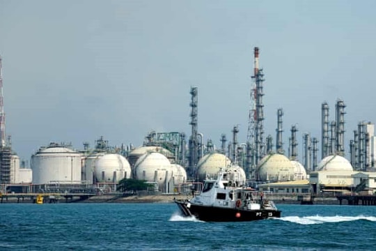 Bất ngờ với khách hàng âm thầm mua dầu Nga suốt 3 năm qua: Nhập hơn 3 triệu tấn dù mạnh tay áp lệnh trừng phạt Moscow theo Mỹ, cung cấp nhiên liệu Nga cho cả lực lượng quốc phòng