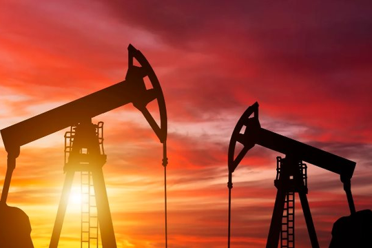 Một quốc gia châu Âu bất ngờ được Mỹ cho vào danh sách ‘ngoại lệ’ với dầu Nga: Có thể mua hàng từ Moscow vô điều kiện, từng phụ thuộc đến 86% dầu thô