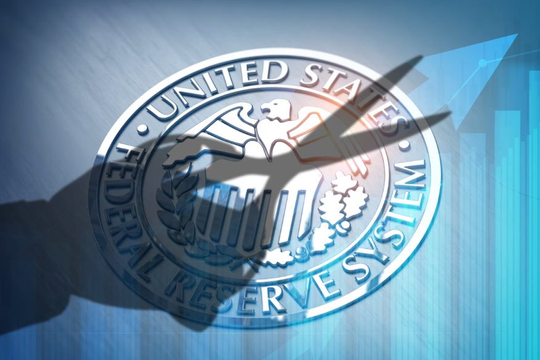 Hàng loạt quan chức Fed lên tiếng, tiết lộ khả năng về đợt cắt giảm lãi suất tiếp theo: Chủ tịch Powell gặp khó vì ‘9 người 10 ý’