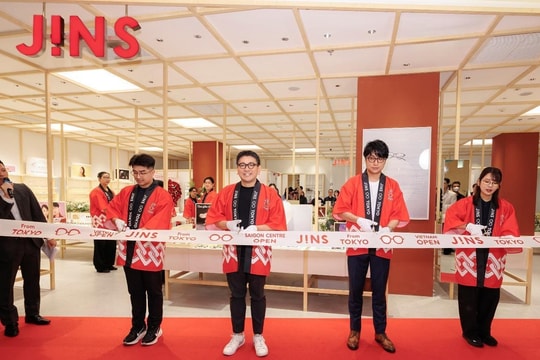 Thương hiệu mắt kính Nhật chọn Việt Nam làm điểm đến chiến lược toàn cầu