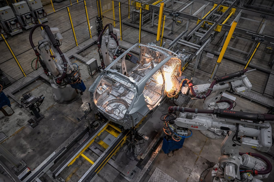 VinFast xây thêm nhà máy ở nước có GDP vượt Anh, Pháp, Nga?