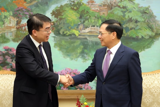 Gặp lãnh đạo DN dẫn đầu phố Wall, Phó Thủ tướng đề nghị sớm xây cao tốc kết nối sân bay 16 tỷ USD của VN