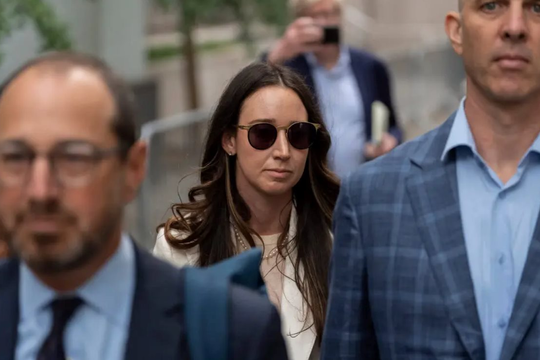 Bi hài JPMorgan bị 1 nữ founder lừa 175 triệu USD nhưng vẫn phải chi tiền cho người này nâng cấp khách sạn, thuê luật sư