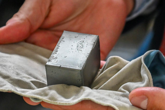 'Ác mộng' của nền kinh tế 20 nghìn tỷ USD: Xây nhà máy đất hiếm chỉ trong 500 ngày khi không có mỏ nào đang hoạt động, tham vọng tách rời Trung Quốc bị 'dội gáo nước lạnh'