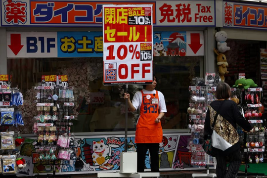 Nền kinh tế Nhật Bản lần đầu tiên suy giảm sau 6 quý: Chuyện gì đang xảy ra?