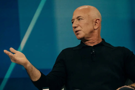 Jeff Bezos quay trở lại làm CEO 1 startup AI, loạt nhân sự cấp cao rời OpenAI, Google DeepMind để đầu quân 