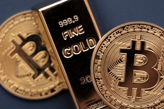 Bitcoin năm 2025: Từ 'vàng kỹ thuật số' đến cú lao dốc kỷ lục, thị trường crypto bốc hơi 1,2 nghìn tỷ USD