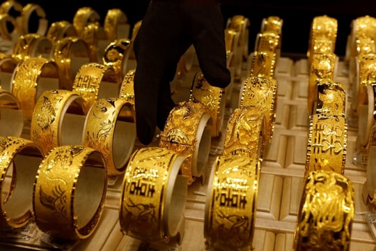 Giá vàng 2026 ra sao? Dự báo từ ngân hàng 156 tuổi