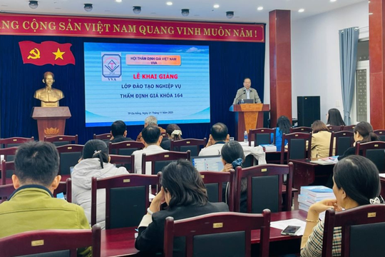 VVA khai giảng khóa đào tạo nghiệp vụ thẩm định giá K164 tại TP Đà Nẵng