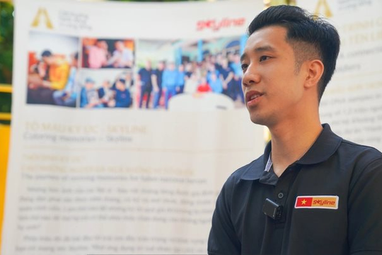 "Tự bỏ tiền túi phục dựng 8.000 bức ảnh liệt sĩ, chúng em bị họ gọi là lũ làm màu"