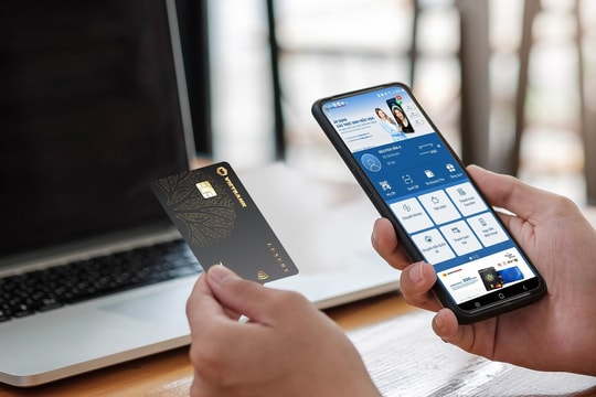 Tận hưởng ưu đãi vượt trội khi sử dụng thẻ và gửi tiết kiệm Vietbank