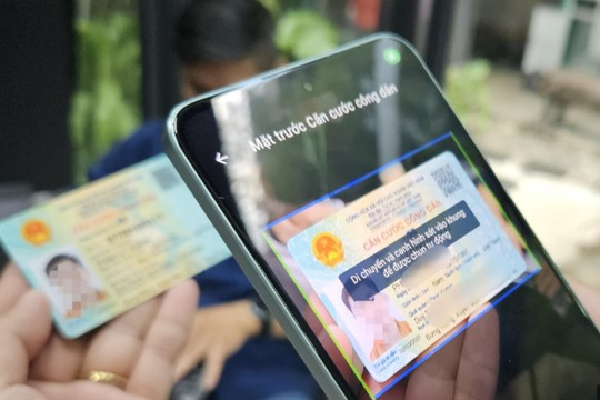 2 hình ảnh tuyệt đối không lưu giữ trên điện thoại, không gửi online, lỡ là dễ mất sạch tiền trong tài khoản