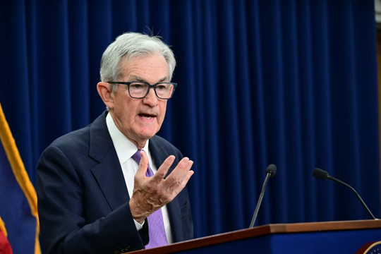 Fed đổi hướng? Bộ 3 quyền lực lên tiếng khiến khả năng cắt giảm lãi suất cao bất ngờ