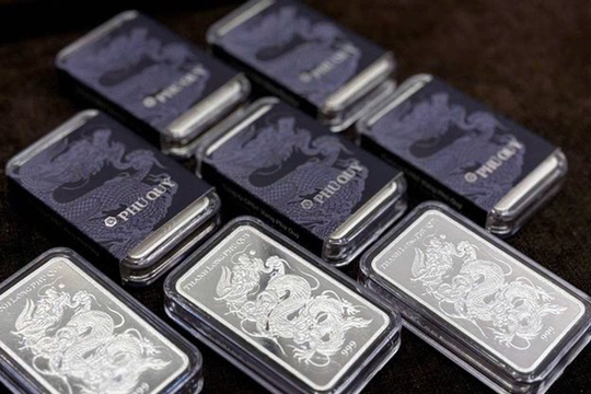 Tăng gần 6% một phiên, giá bạc phá đỉnh vượt 58 triệu đồng/kg