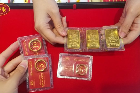 Giá vàng vượt ngưỡng 4.230 USD/ounce trước thềm dữ liệu quan trọng của Mỹ