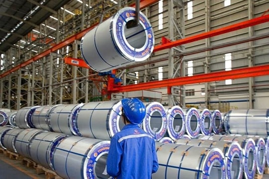 Đường lên HoSE của "ông lớn" ngành tôn mạ: Cầm hơn 3.200 tỷ tiền mặt, lãi quý III tăng 58%