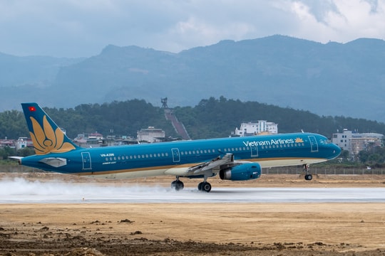 Vietnam Airlines chính thức mở đường bay thẳng TP.HCM - Điện Biên