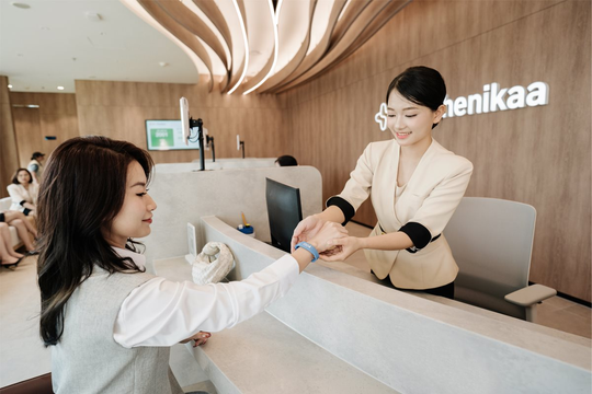 Phenikaa bắt tay với tập đoàn y tế có tuổi đời hơn nửa thế kỷ