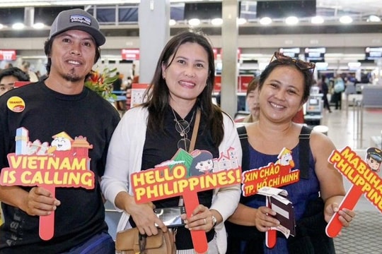 Chào mừng mùa lễ hội cuối năm, bay hàng ngày đến Manila cùng Vietjet
