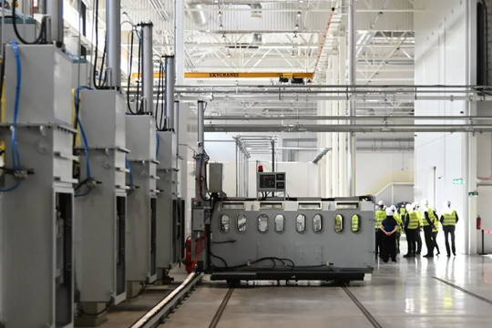 ‘Ngôi sao hy vọng’ của EU nhằm lật ngôi vương đất hiếm của Trung Quốc lại nằm... ‘trước cửa nhà’ Nga: Ván cược thành bại mong manh?