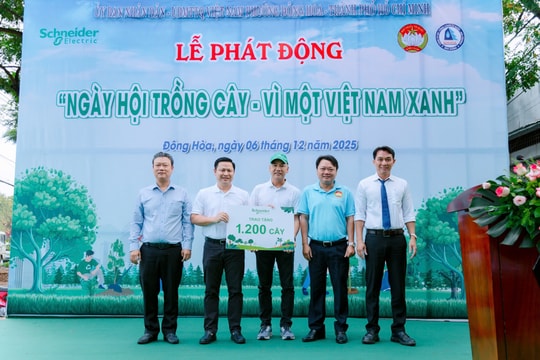 Thúc đẩy phát triển bền vững, bảo vệ môi trường, Schneider Electric góp 1.200 cây giống cho một phường ở TP.HCM