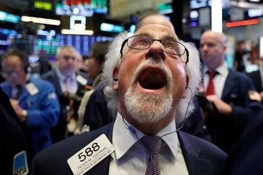 Phiên 8/12: Khối ngoại bán ròng gần 2.000 tỷ trên HoSE