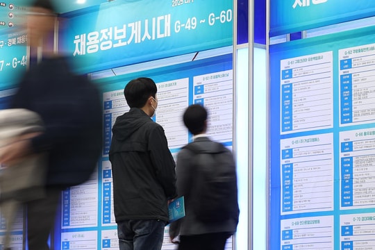 Giới trẻ Hàn Quốc ồ ạt xin trợ cấp thất nghiệp thay vì tìm việc: Nằm chơi cũng được phát 34 triệu đồng/tháng, nhóm 25-29 tuổi tăng xin nhiều nhất