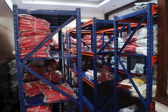 Phát hiện kho hàng giả tại Hà Nội, do Dương Tấn Rine làm chủ