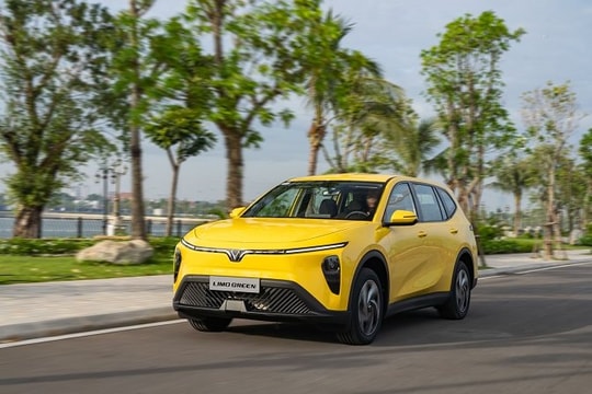 Mẫu MPV điện 7 chỗ hút khách, VinFast lập kỷ lục bàn giao gần 23.200 xe trong tháng 11