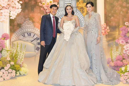 Tài sản gần 5 tỷ đồng trong tay người phụ nữ khiến tỷ phú Johnathan Hạnh Nguyễn si tình