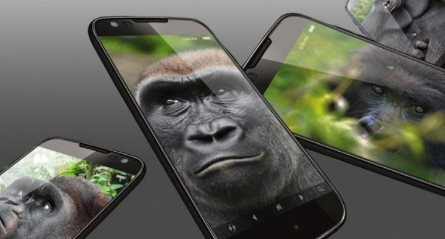 Vì sao trên thế giới chỉ rất ít nơi làm được kính cường lực cho điện thoại?