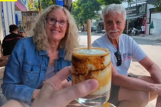 Món cà phê Việt được thế giới liên tục gọi tên, khách Tây lần nào thử cũng “sốc”