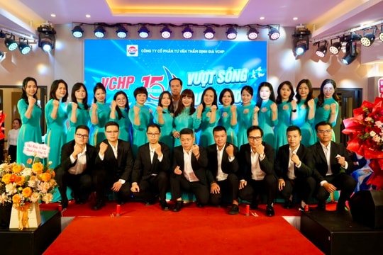 Kỷ niệm 15 năm thành lập CTCP Tư vấn Thẩm định giá VCHP: Ý chí vượt sóng, khát vọng vươn khơi