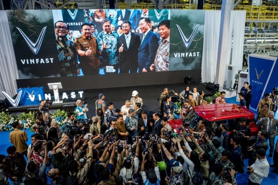 Quá nhanh: VinFast khánh thành nhà máy xe điện thứ 4 vốn 1 tỷ USD tại Xứ sở vạn đảo