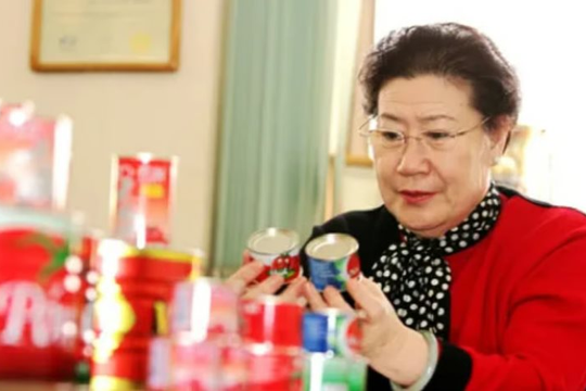 50 tuổi khởi nghiệp, nữ công nhân nhà máy tạo ra “mỏ vàng” sinh lời 37.000 tỷ đồng/năm, sở hữu hơn 100 bằng sáng chế