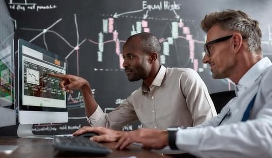 Khối ngoại "quay xe" bán ròng phiên VN-Index bùng nổ, ngược chiều tung hơn trăm tỷ gom một mã chứng khoán