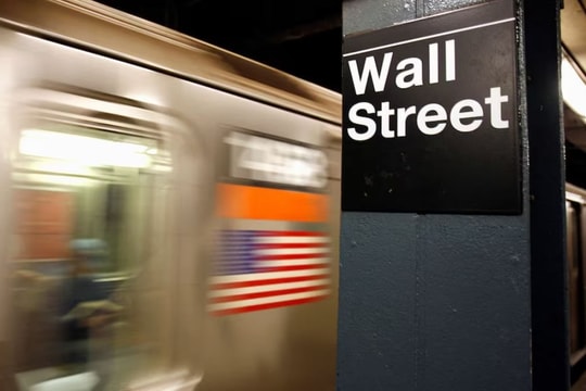 Chứng khoán Mỹ tiến tới mở cửa suốt ngày đêm 24/7: Nhà đầu tư muốn, Phố Wall không hào hứng