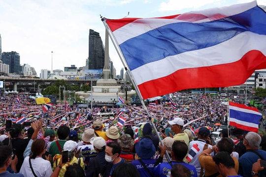 Khủng hoảng biên giới với Campuchia, kinh tế Thái Lan có nguy cơ "bay" hơn 2 tỷ USD