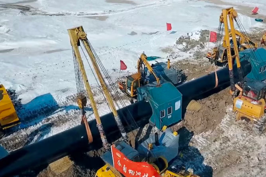 Giữa 'bão' trừng phạt, Nga 'bắt được vàng'