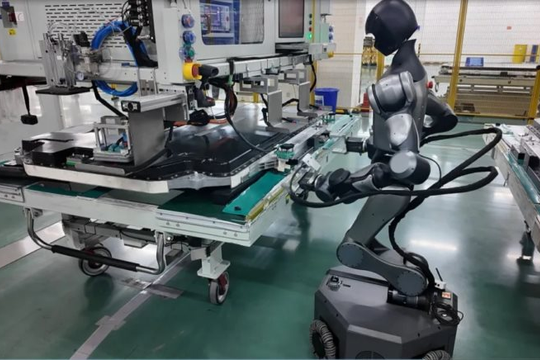 Đi trước thời đại, nhà sản xuất pin xe điện lớn nhất thế giới thành công đưa robot hình người tích hợp AI vào dây chuyền - đạt hiệu suất không ai dám tin 